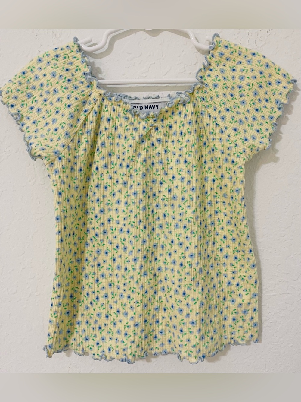 Old Navy Kids Light Yellow Floral Ribbed Tee with Blue Trim